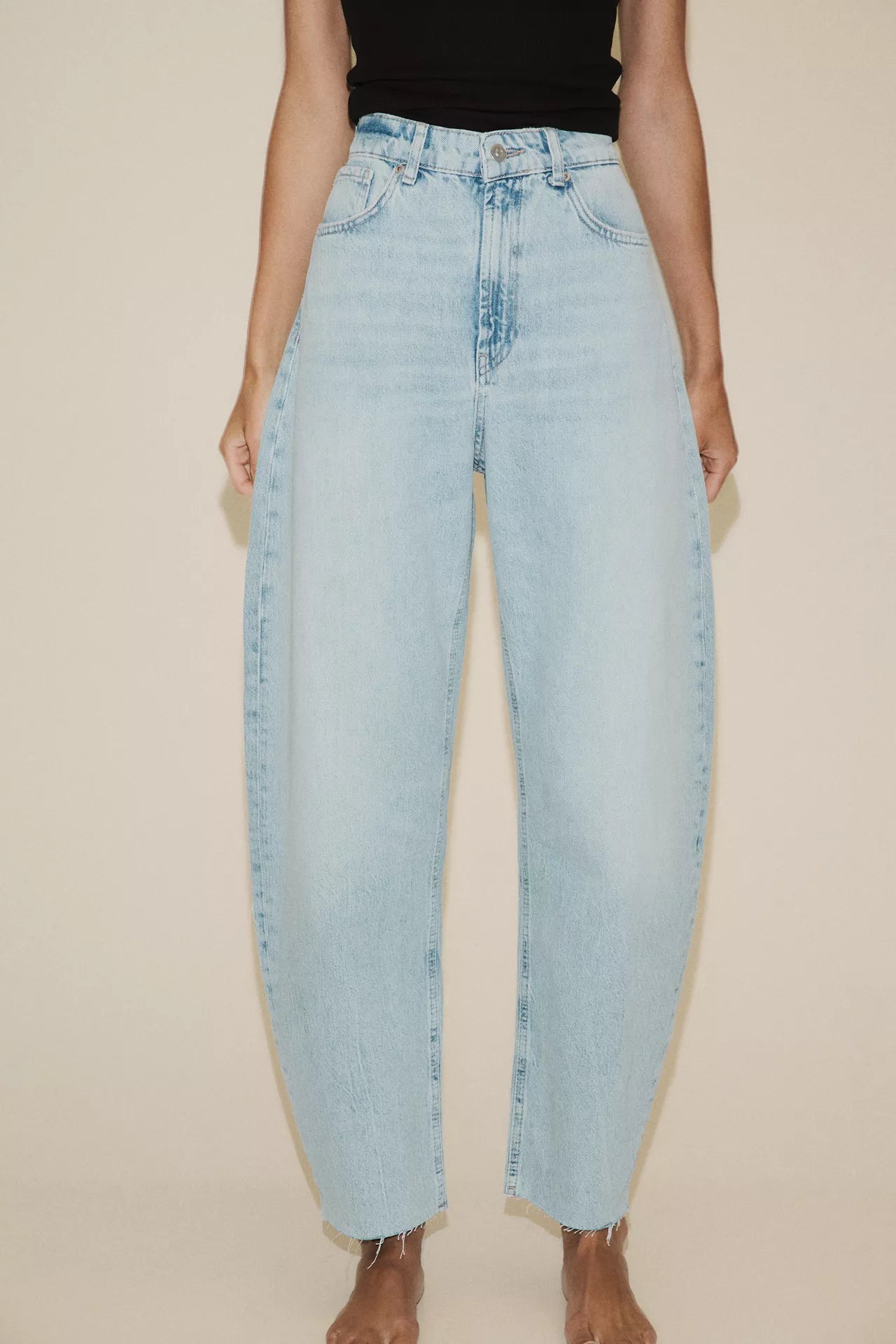 JEANS BARREL TRF TIRO ALTO