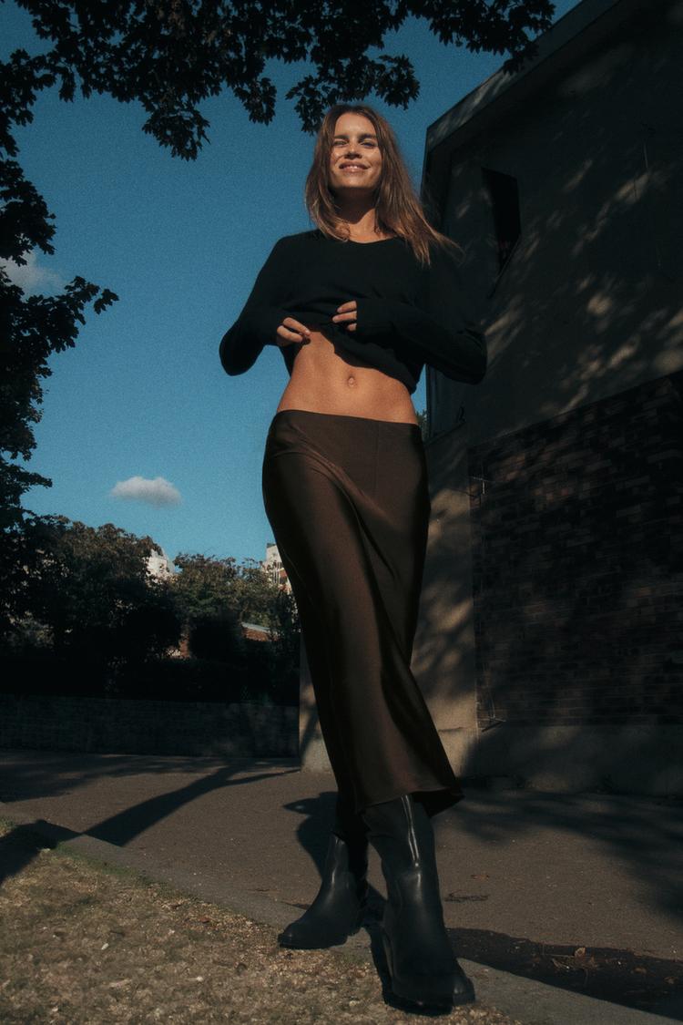 Falda MIDI satinada