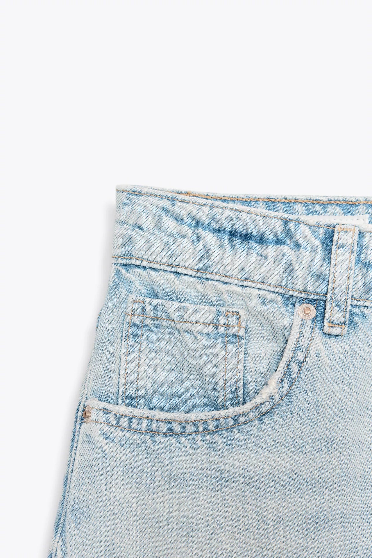 JEANS BARREL TRF TIRO ALTO