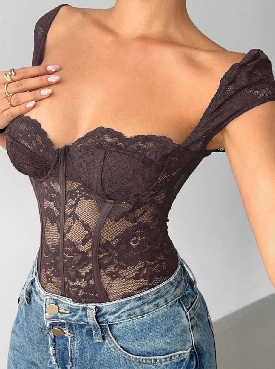 Body con encaje