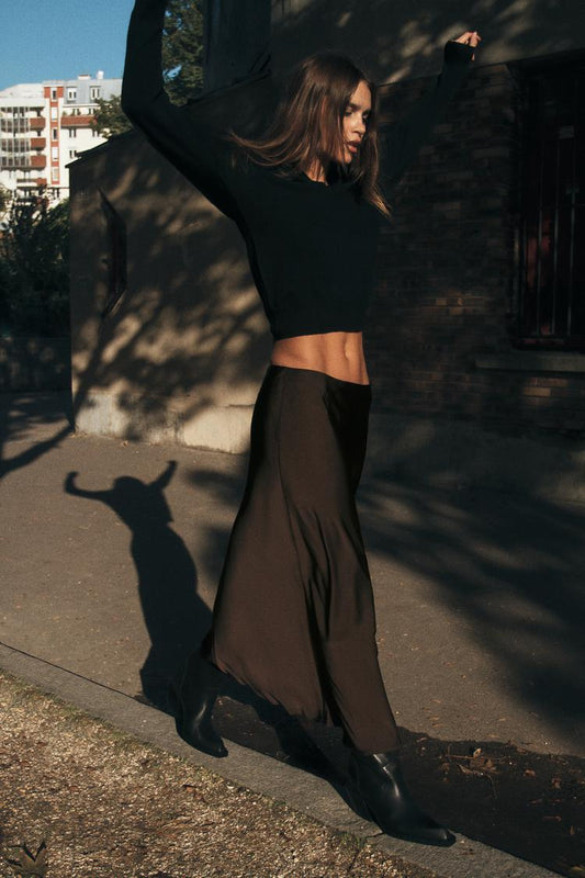 Falda MIDI satinada