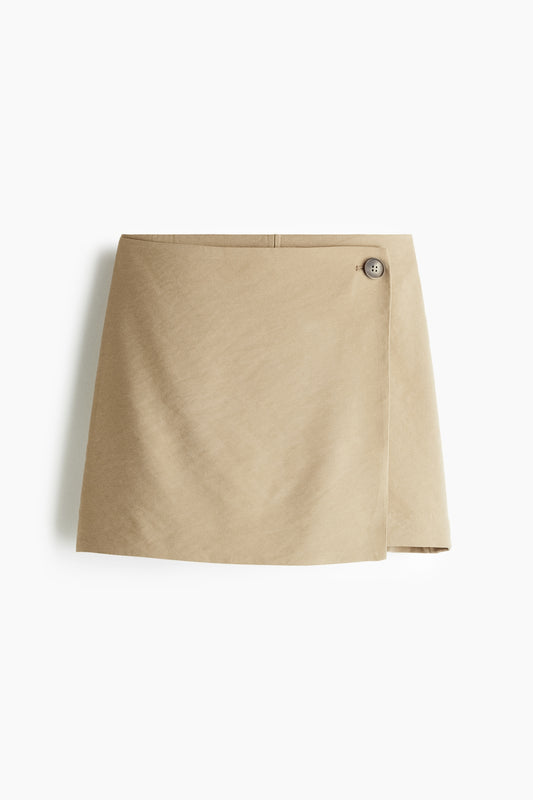 Short Falda cruzada