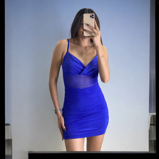 Vestido al cuerpo con pedrería