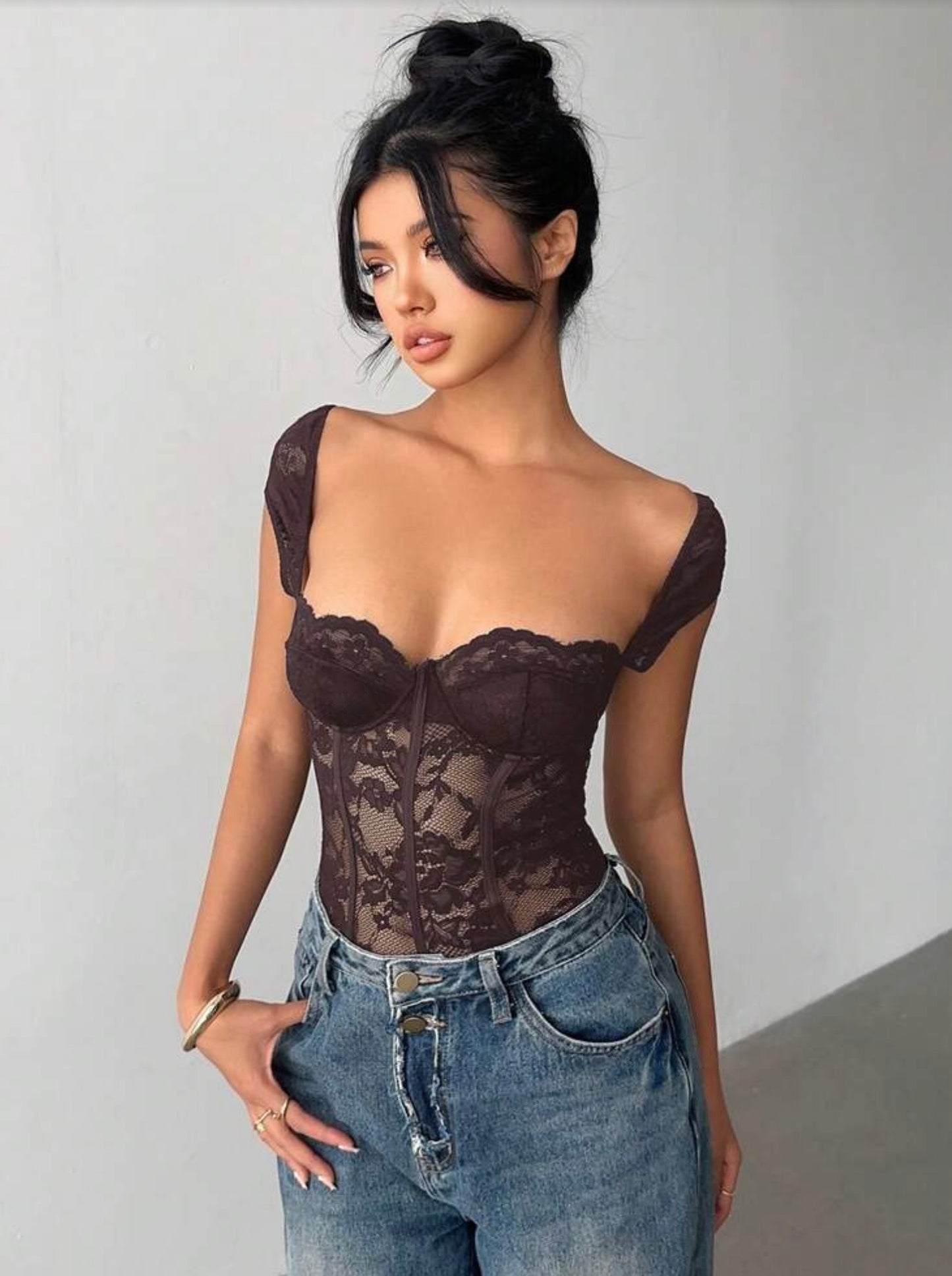 Body con encaje