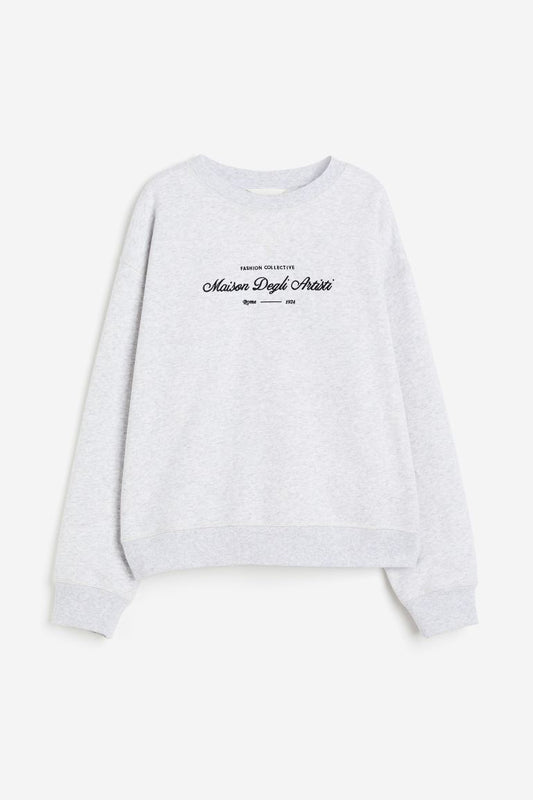 Hoodie oversize con bordados